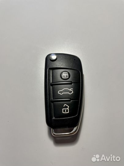 Выкидной ключ audi A3/Q3