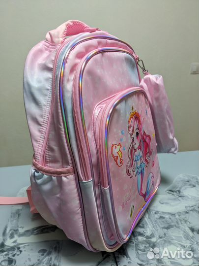 Школьный рюкзак для девочек (новый)
