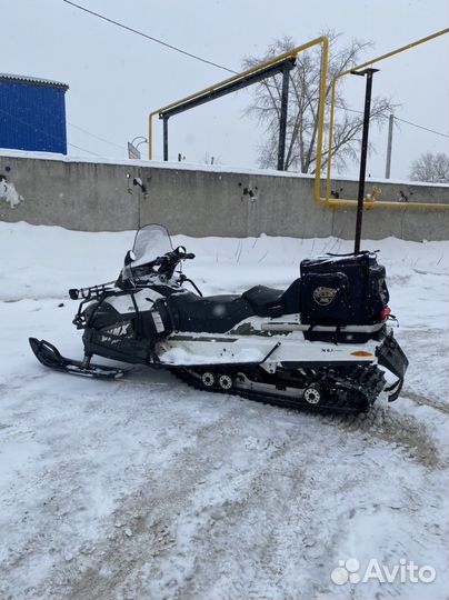 Снегоход BRP lynx 69 army 600 e-tec