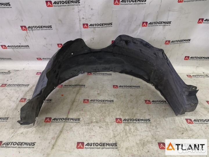 Подкрылок передний левый toyota camry