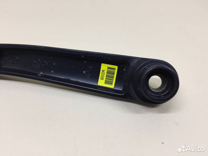 Поводок стеклоочистителя передний правый Hyundai E