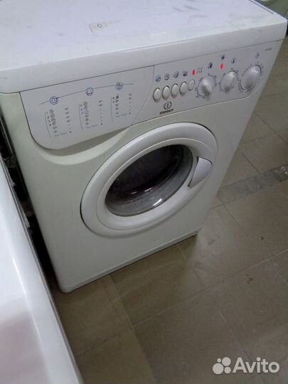 Стиральная машина Indesit