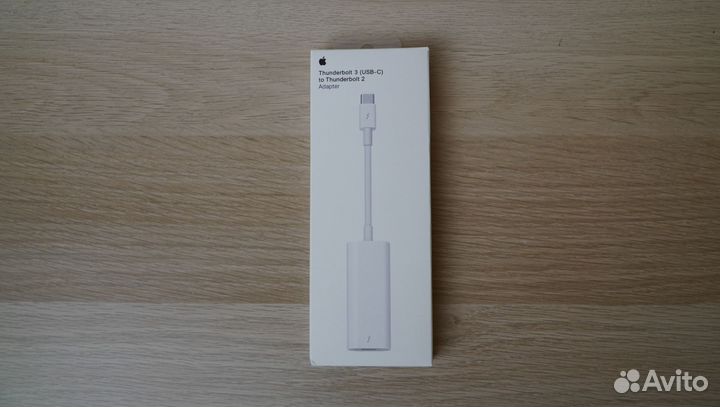 Адаптер Thunderbolt 3 (USB-C) to Thunderbolt 2