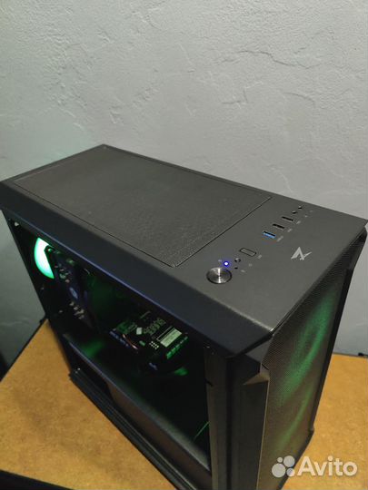 Игровой компьютер (10ядер 2,9Ггц, 16GB, 2060Super)