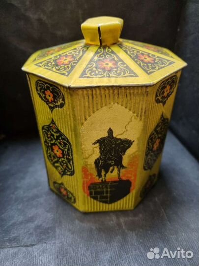 Банка чайная московский стиль