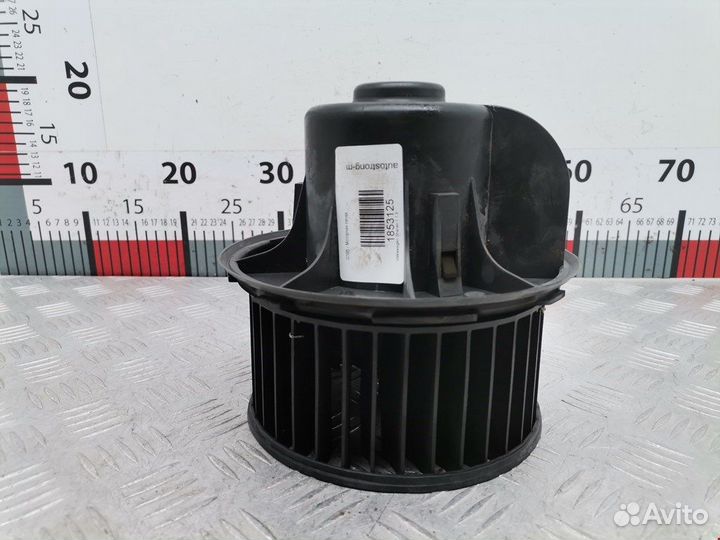 Моторчик печки для Volkswagen Sharan 1 7M1819021D