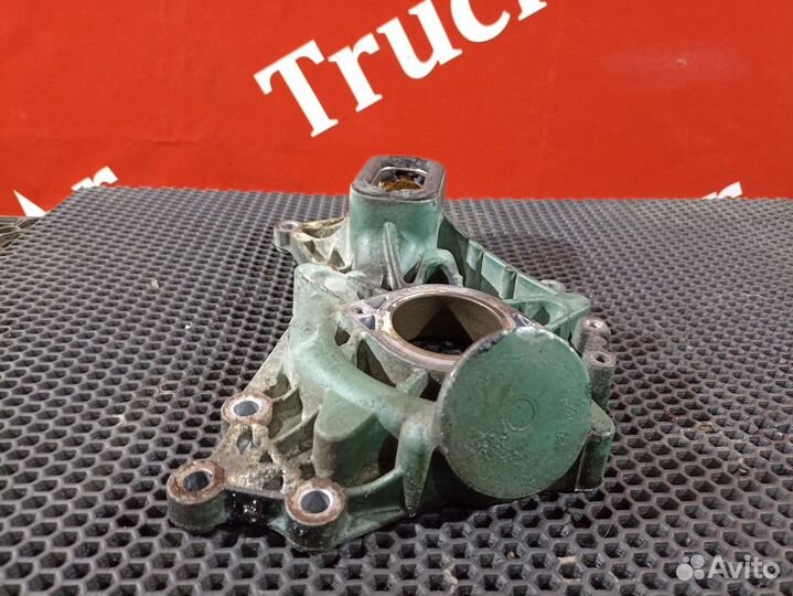 Корпус водяного насоса Volvo FH