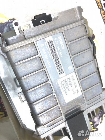 Блок Управления двигателем Audi 80 B3 AAD 1991