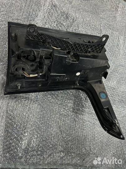 Фонарь задний левый renge rover