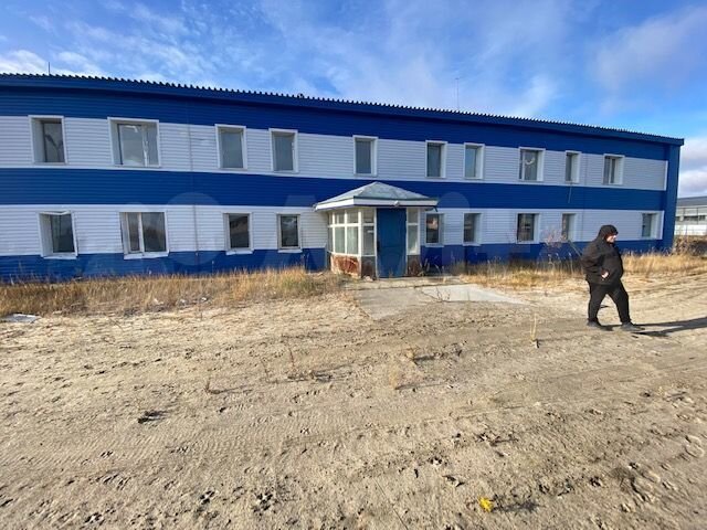 Здание, 4000 м²