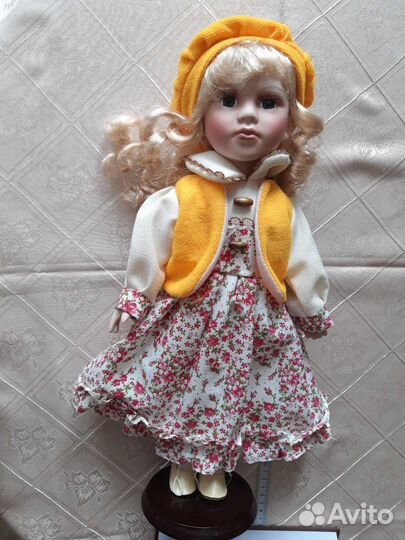 Кукла Маруся