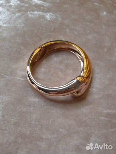 Браслет массивный под золото