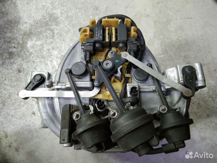 Коллектор впускной Мерседес