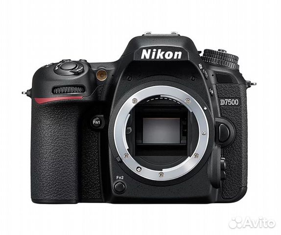 Nikon D7500 Body / NEW