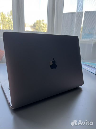 Apple MacBook air 13 2020 m1 8gb 256