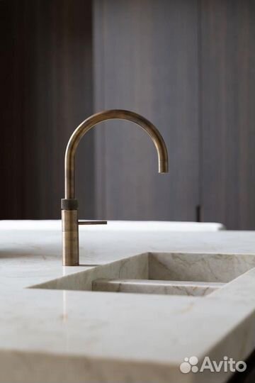 Столешница из искусственного камня (акрил, кварц)