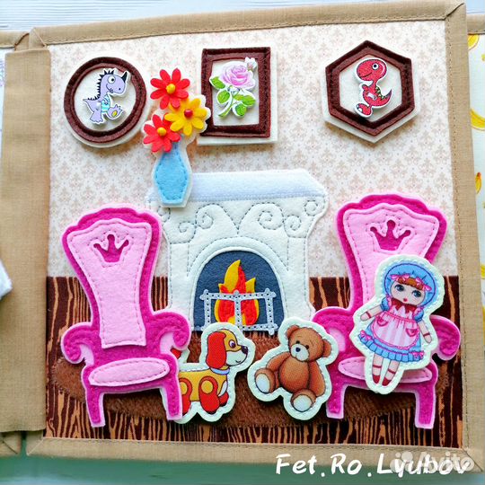 Кукольный замок для двух принцесс