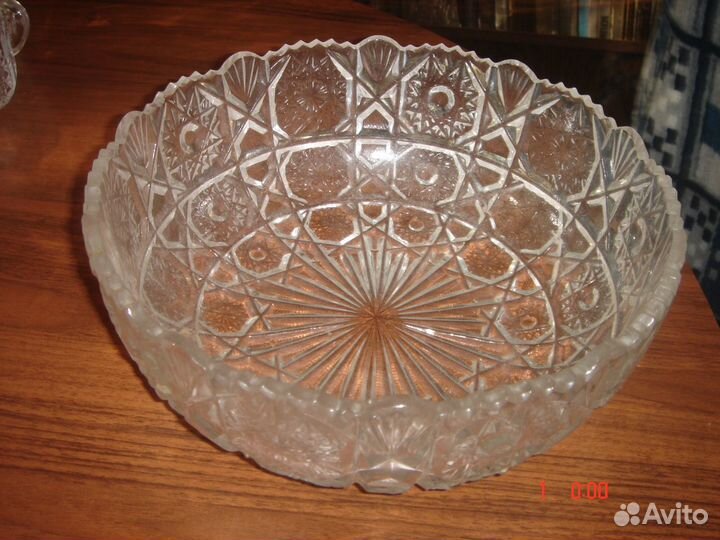 Вазы хрустальные