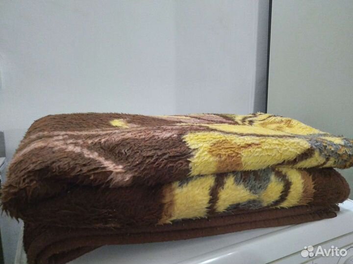 Плед 1400х2200 б-у