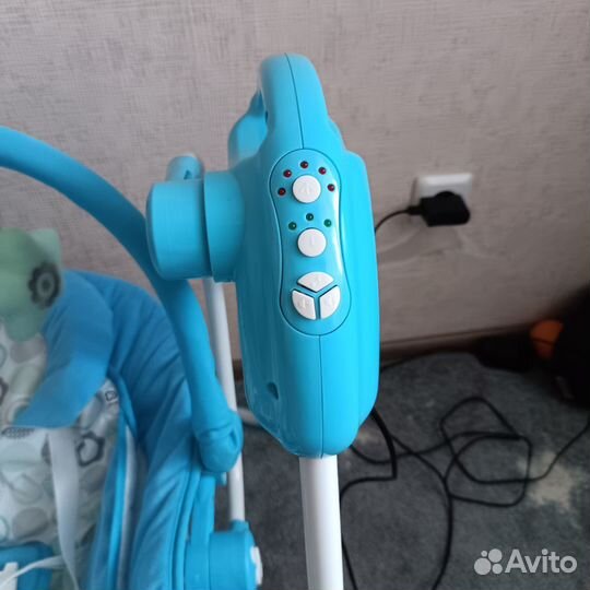 Детские электронные качели шезлонг