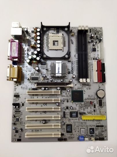 Материнская плата на 478 (редкая, 