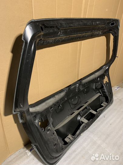 Дверь багажника Volkswagen Passat B7