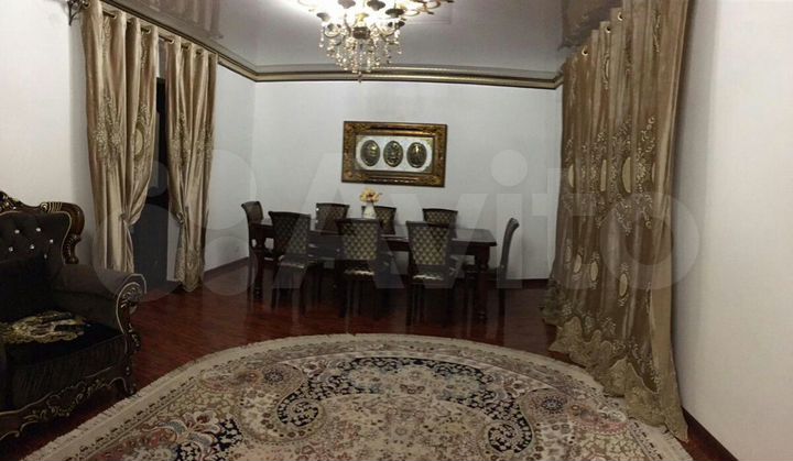 Дом 320 м² на участке 5 сот.