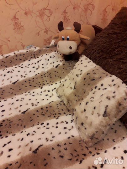 Плед с подушкой