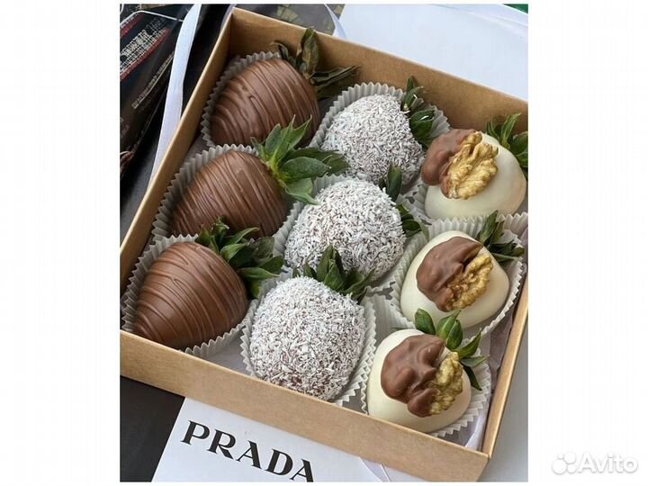 Клубника в шоколаде, букет из клубники KBK-3496