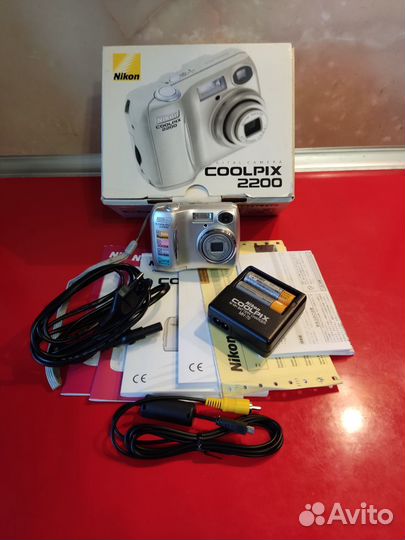 Цифровая фотокамера Nikon