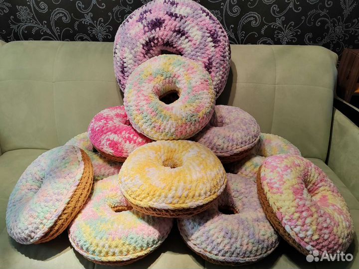 Подушка пончик