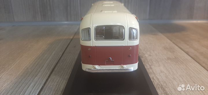 Модель 1/43 автобус Лиаз-158Б Классикбас