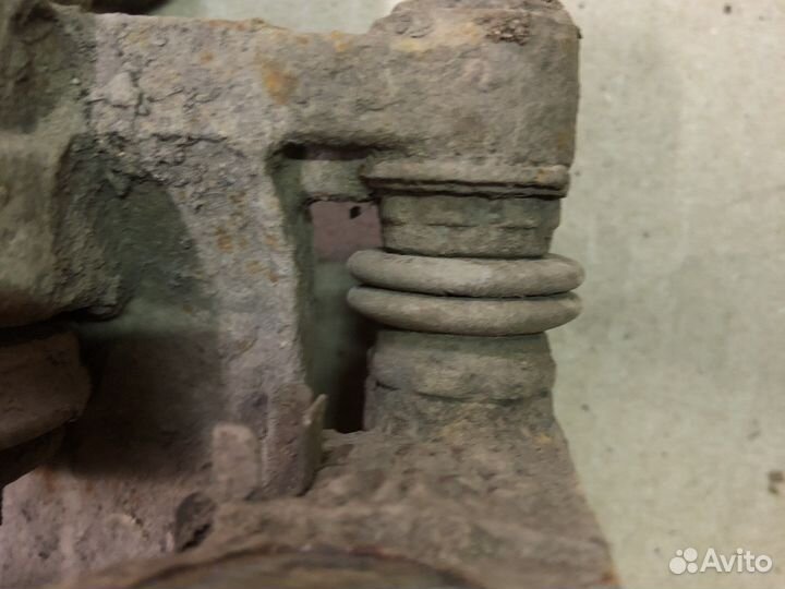 Задний правый суппорт Chery Tiggo T11