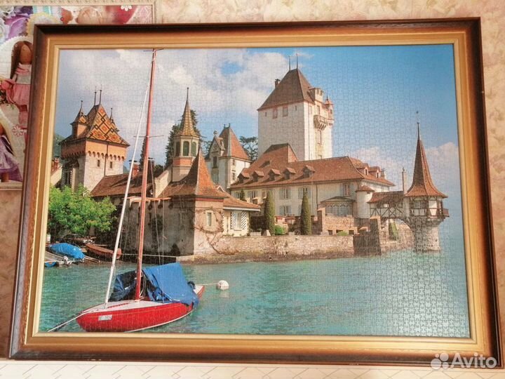 Большая картина из пазлов в багетной раме