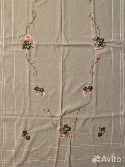 Скатерть с вышивкой винтаж Европа