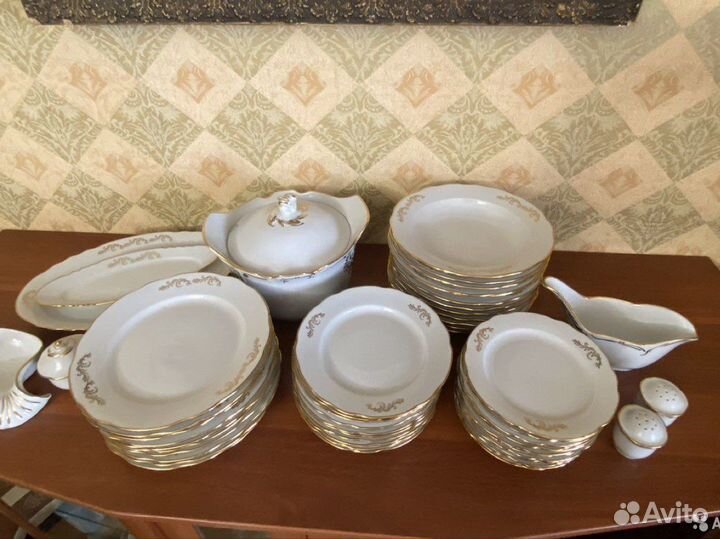 Форфоровый обеденный сервиз «Дулево»