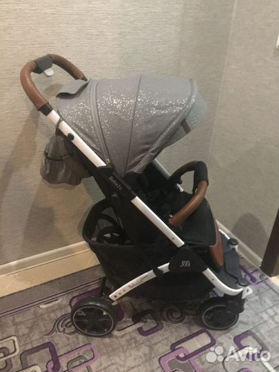 Прогулочная коляска babalo