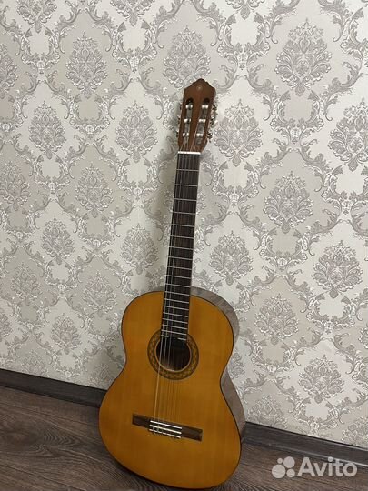 Гитара yamaha c40