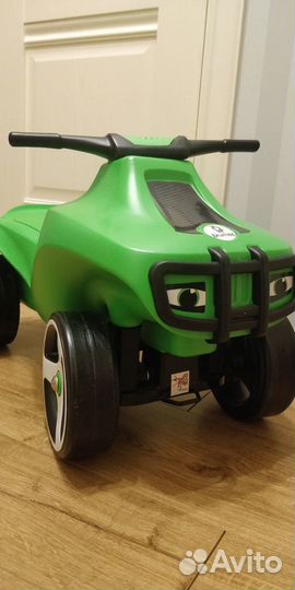 Машинка толокар brumee