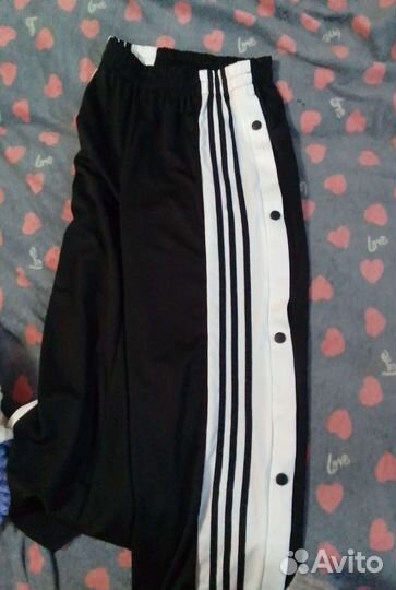 Штаны на заклепках adidas