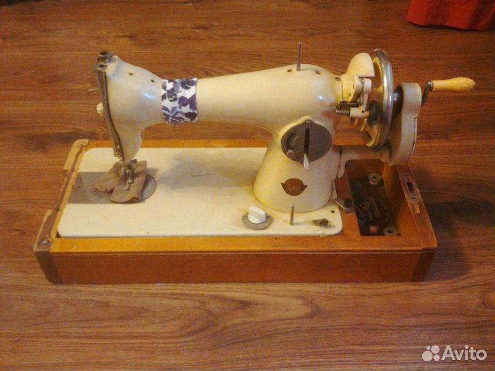 Швейная машина Подольск