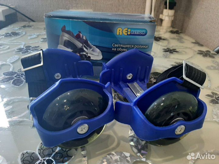 Ролики на обувь светящиеся