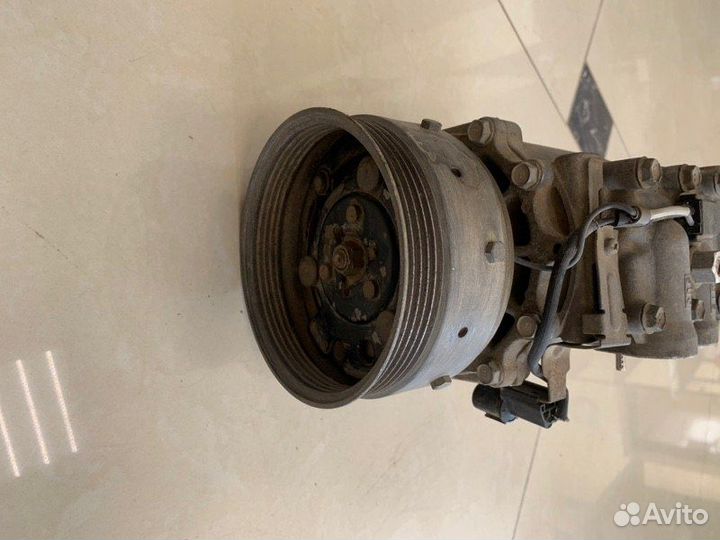 Компрессор кондиционера Mitsubishi Carisma хетчбек