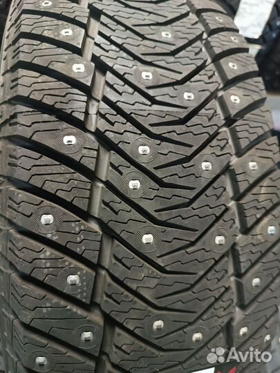 Yokohama IceGuard Stud IG65 265/65 R18