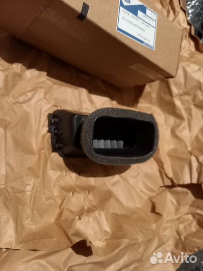 Дефлектор воздушный левый ford maverick