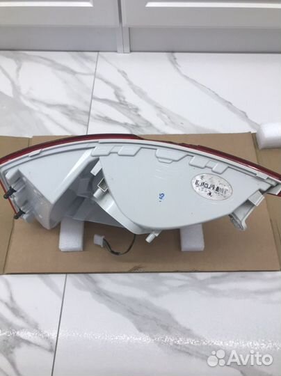 Фонарь задний левый на skoda octavia a7