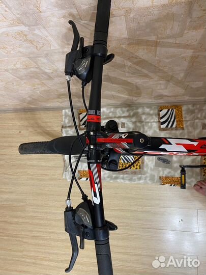 Велосипед Stels Navigator 930md V010