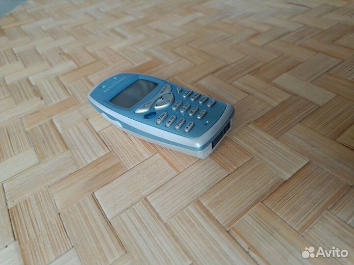 Sony Ericsson T200