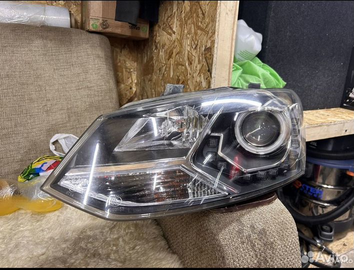Фара bi xenon polo