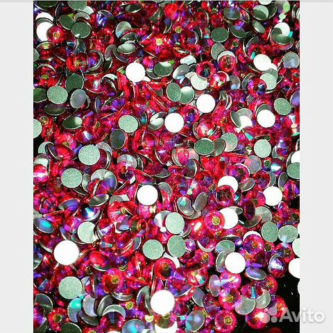 Стразы красные